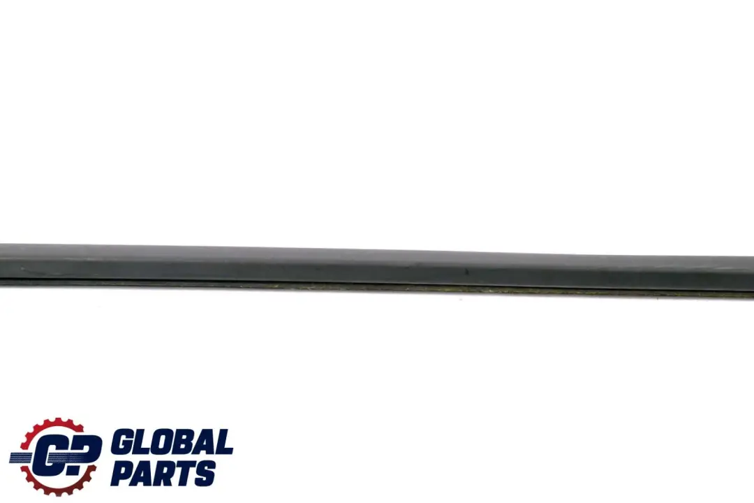 Türdichtung Brustleiste Hinten Links Schwarz für BMW 5 er E39 mit Teilenummer 8159257 BMW 5 er E39 Türdichtung Brustleiste Hinten Links Schwarz - SKU 8159257 - Teilenummer 8159257