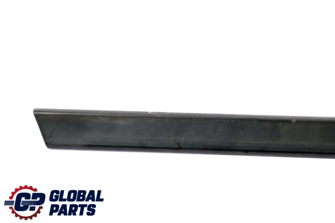 Right Door O/S Moulding Trim Strip Black to BMW 5 Series E39 Rear with Part number 8159298 BMW 5 Series E39 Rear Right Door O/S Moulding Trim Strip Black - SKU 8159298 - Part number 8159298