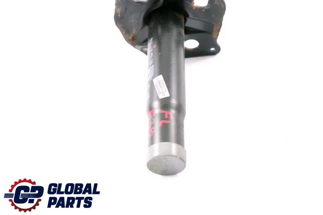 Front Bumper Left N/S Shock Absorber Bar Mount to BMW 5 Series E39 Saloon with Part number 8159359 BMW 5 Series E39 Saloon Front Bumper Left N/S Shock Absorber Bar Mount - SKU 8159359 - Part number 8159359