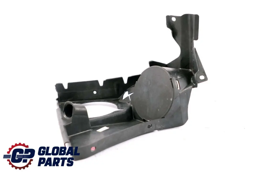 Upper Right Engine Compartment Cover to BMW 5 Series E39 with Part number 8159990 BMW 5 Series E39 Upper Right Engine Compartment Cover - SKU 8159990 - Part number 8159990