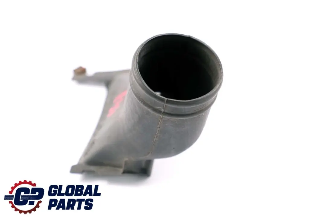 Front Bumper Air Duct Alternator to BMW 5 Series E39 with Part number 8160855 BMW 5 Series E39 Front Bumper Air Duct Alternator - SKU 8160855 - Part number 8160855