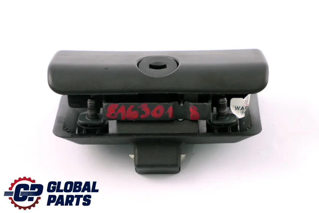 Obturateur Boite a Gants Partie Inferieure Noir pour BMW 3 E90 E91 E92 à propos du numéro de pièce 8163018 BMW 3 E90 E91 E92 Obturateur Boite a Gants Partie Inferieure Noir - SKU 8163018 - Numéro de pièce 8163018