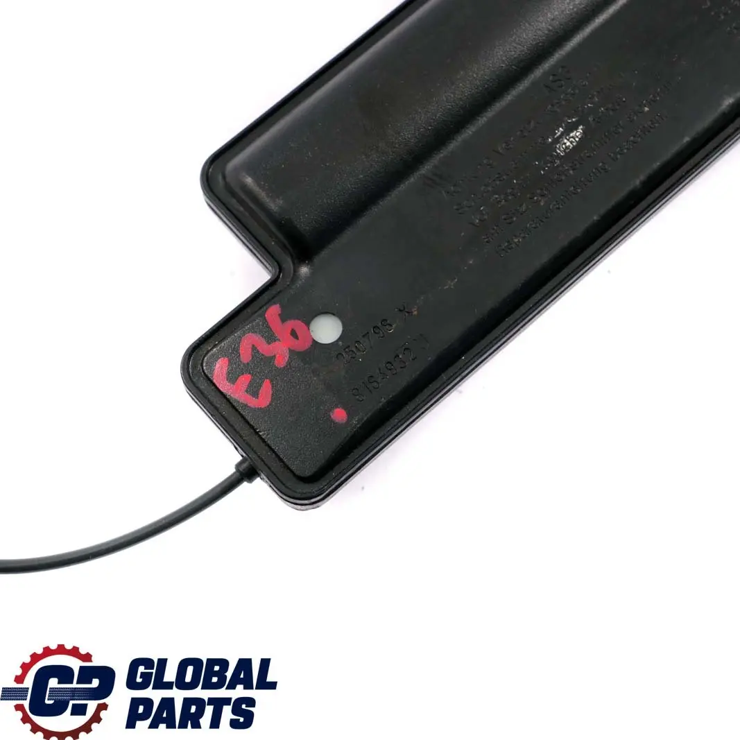 Membrure Inferieure Droite 7211 pour BMW 3 E36 à propos du numéro de pièce 8164932 BMW 3 E36 Membrure Inferieure Droite 7211 - SKU 8164932 - Numéro de pièce 8164932