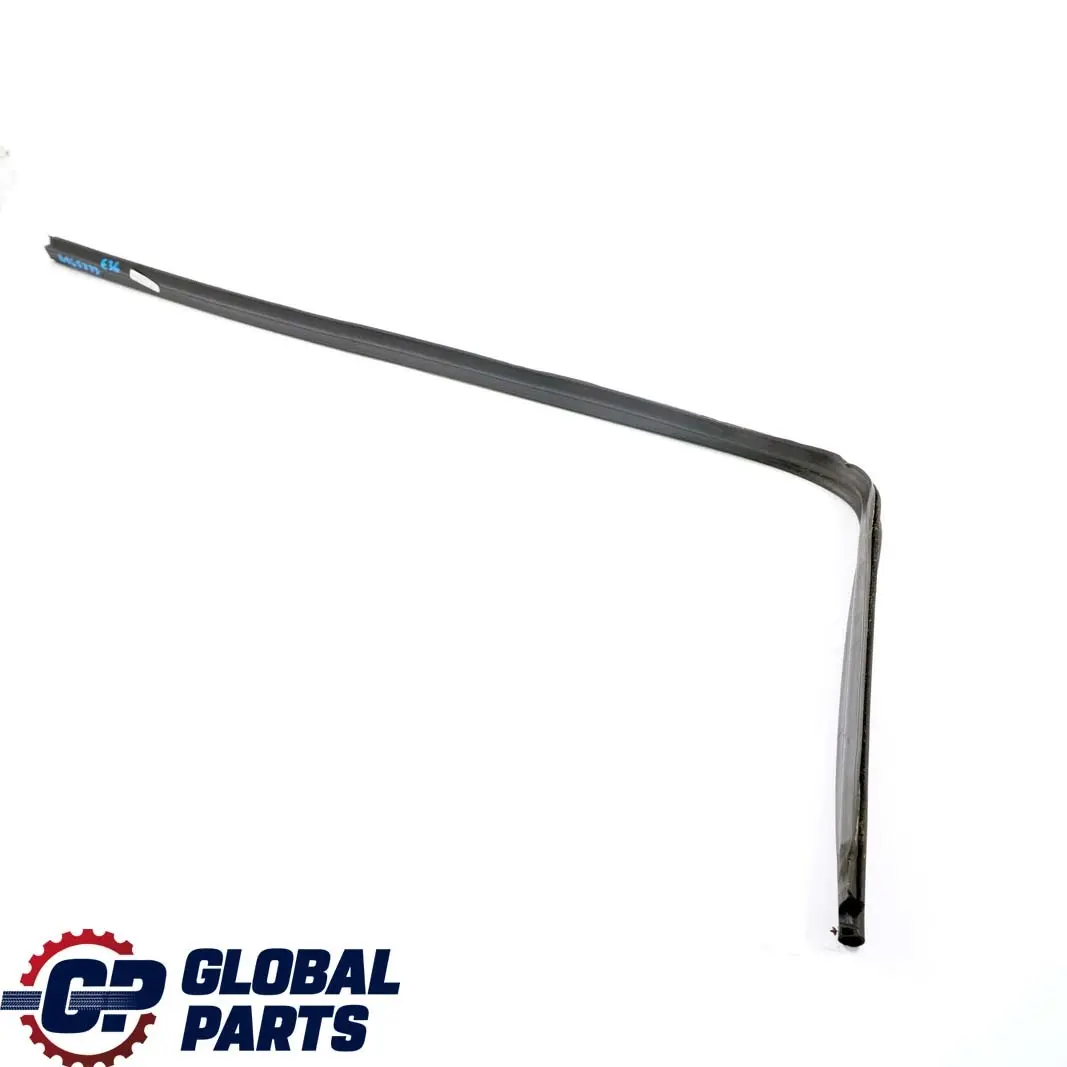 Uszczelka Maski do BMW E36 o numerze 8165273 BMW E36 Uszczelka Maski - SKU 8165273 - Numer Części 8165273