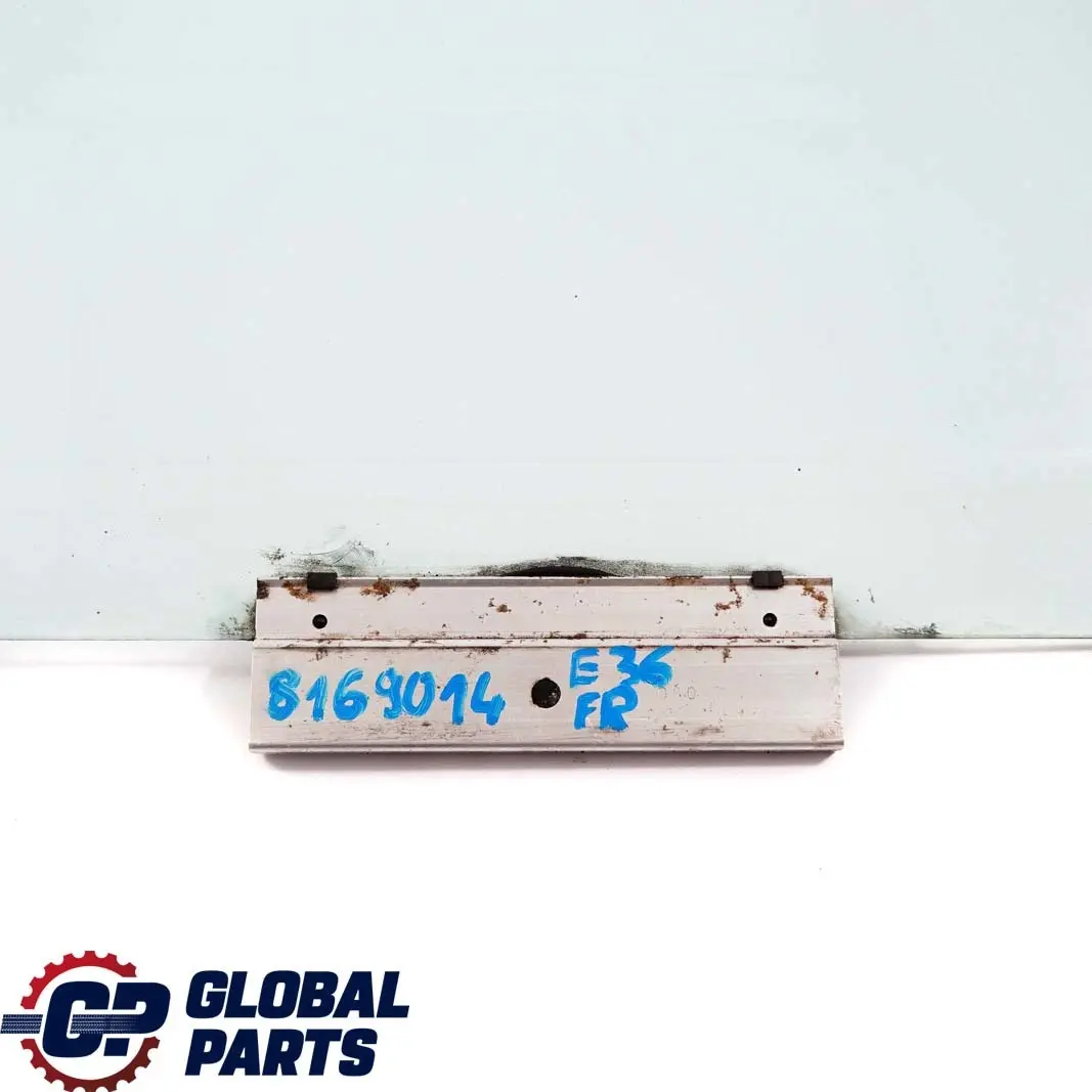 Delantero Derecho Puerta Verde Ventana Lateral AS2 para BMW E36 Berlina Touring con número de pieza 8169014 BMW E36 Berlina Touring Delantero Derecho Puerta Verde Ventana Lateral AS2 - SKU 8169014 - Número de pieza 8169014