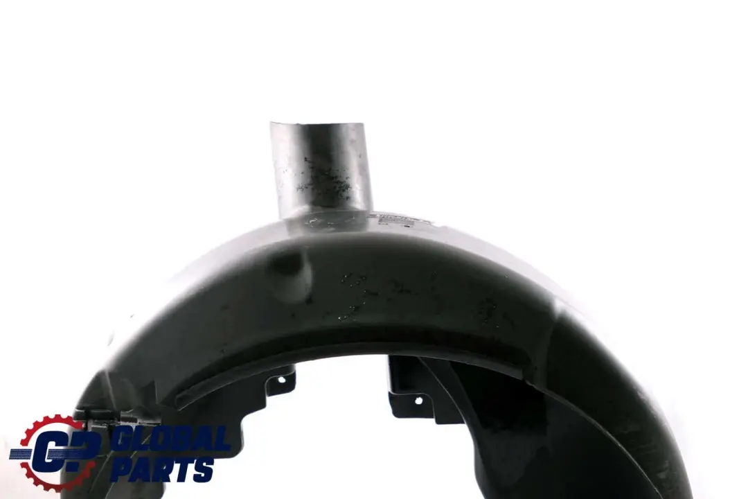 Right O/S Wheel Arch Housing Cover Trim to BMW E39 Rear with Part number 8172462 BMW E39 Rear Right O/S Wheel Arch Housing Cover Trim - SKU 8172462 - Part number 8172462