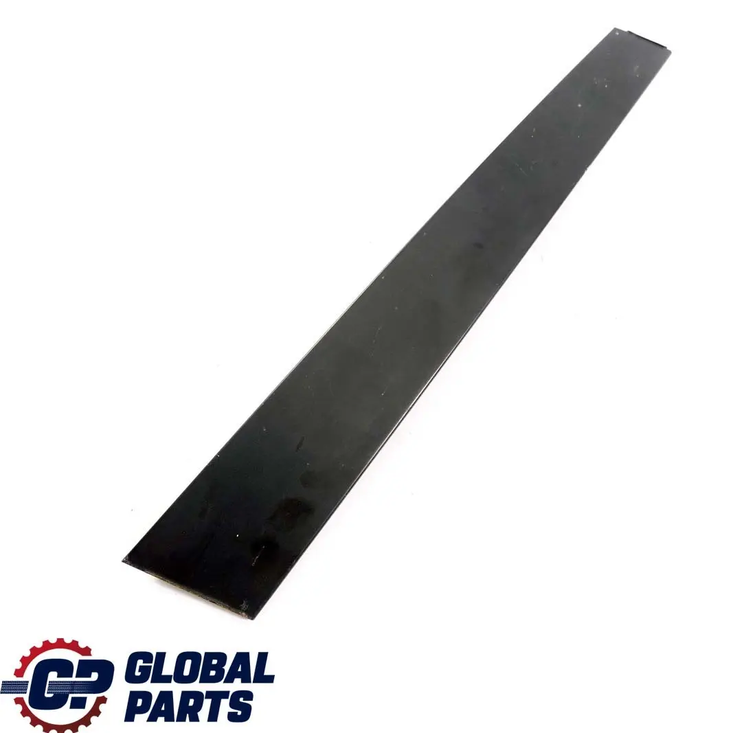 BMW E36 Berlina Frente Izquierda Ventana Acabado Trim A-Pillar Negro - SKU 8173383 - Número de pieza 8173383