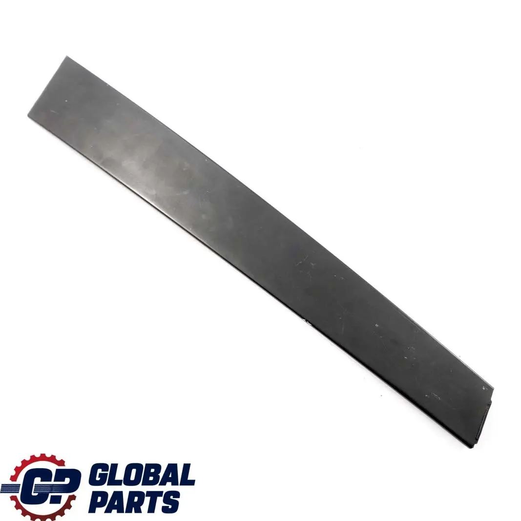 Finitura Finestrino Anteriore Sinistro Pilastro A Nero per BMW E36 Berlina con numero di parte 8173383 BMW E36 Berlina Finitura Finestrino Anteriore Sinistro Pilastro A Nero - SKU 8173383 - Numero di parte 8173383