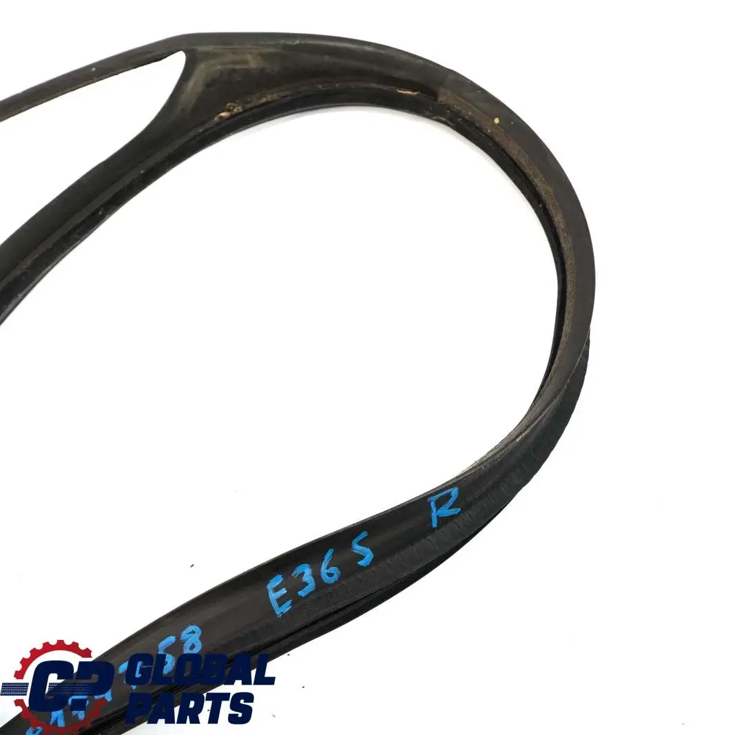 Sealing Seal Gasket Roof Frame Right O/S to BMW 3 Series E36 Saloon with Part number 8174758 BMW 3 Series E36 Saloon Sealing Seal Gasket Roof Frame Right O/S - SKU 8174758 - Part number 8174758