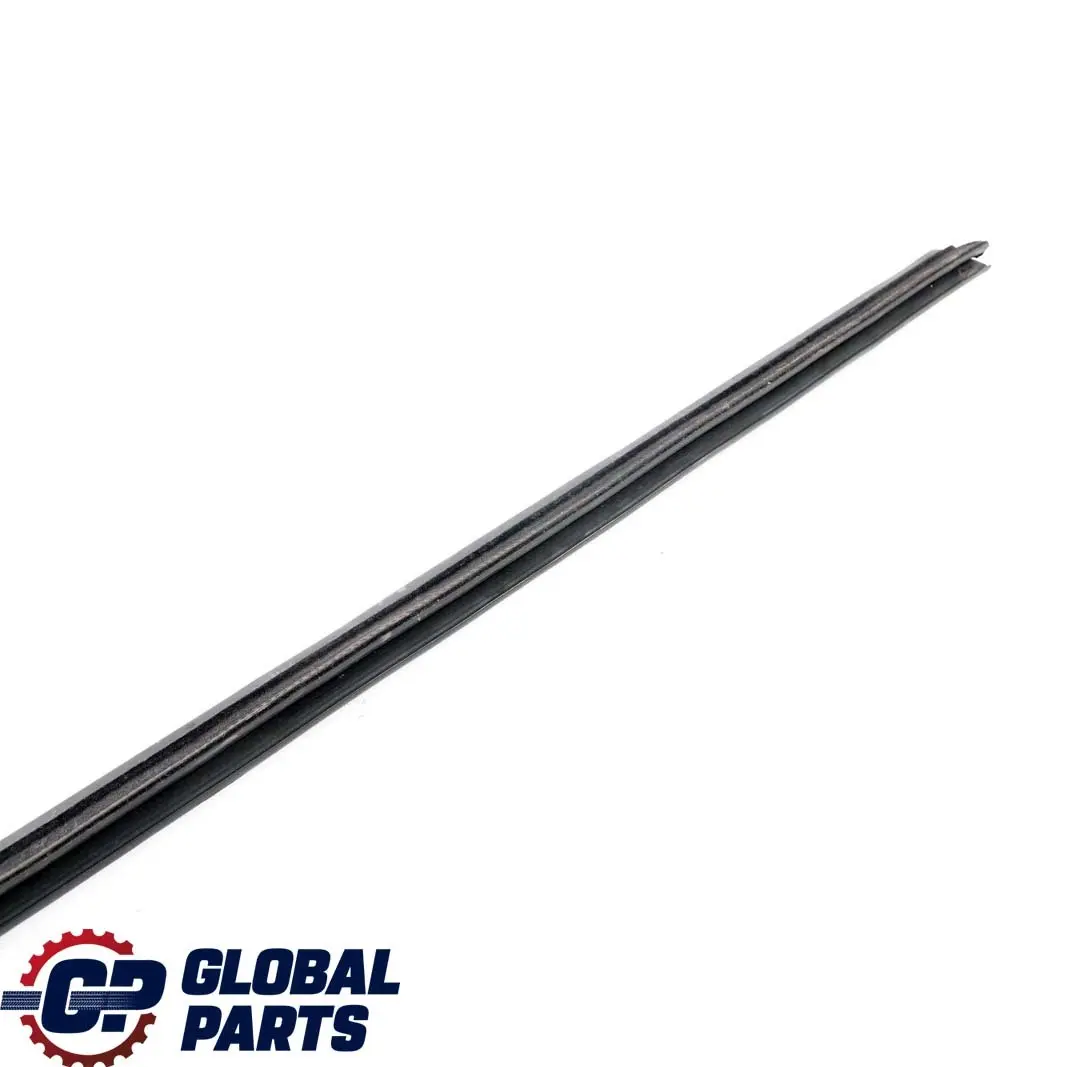 BMW E36 Berlina Touring Burlete Interior Puerta Delantera Derecha Negro - SKU 8174764 - Número de pieza 8174764