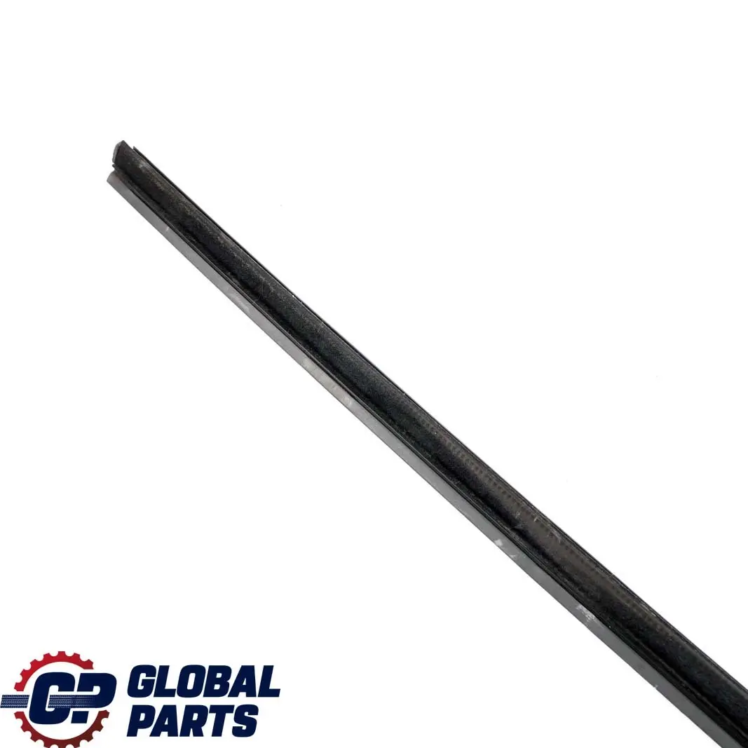 BMW E36 Sedan Kombi Listwa szyby prawy przód - SKU 8174764 - Numer Części 8174764