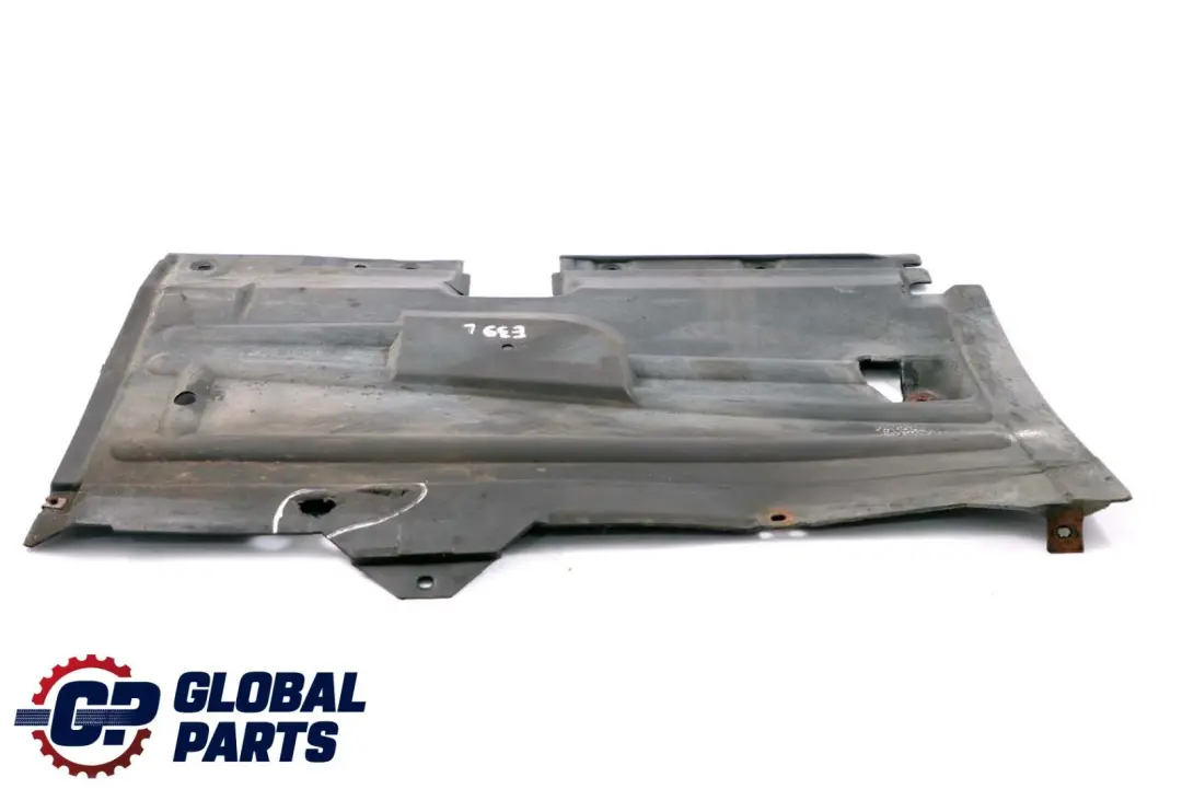 BMW 5 Reihe E39 Unterbodenverkleidung Panel Links 51718159987 8159987 - SKU 8176757 - Teilenummer 8176757