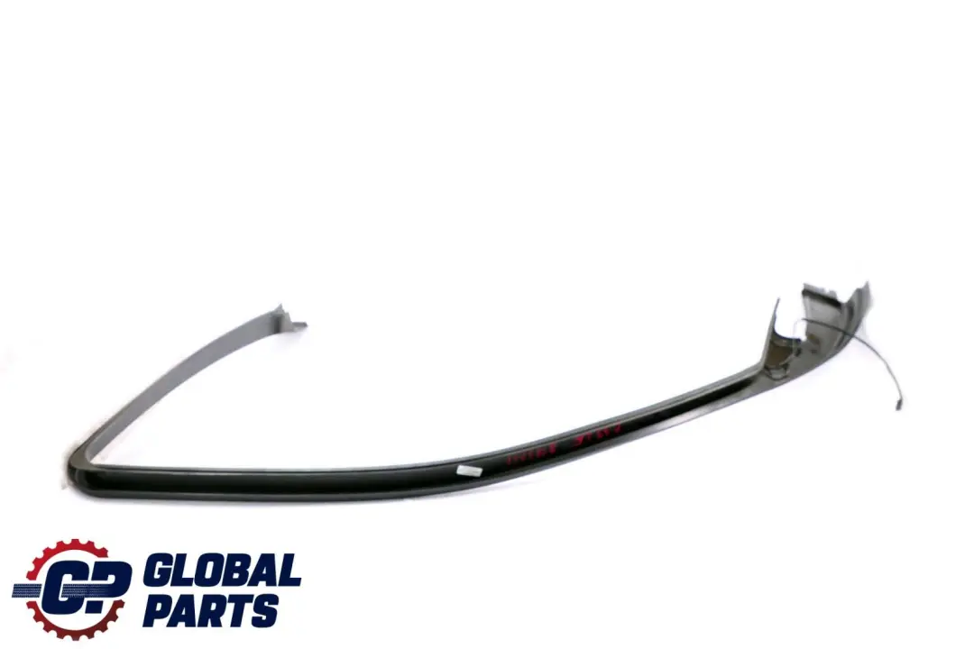 BMW E39 Anteriore Sinistra Telaio Finestra Porta Coprire Nero - SKU 8183731 - Numero di parte 8183731