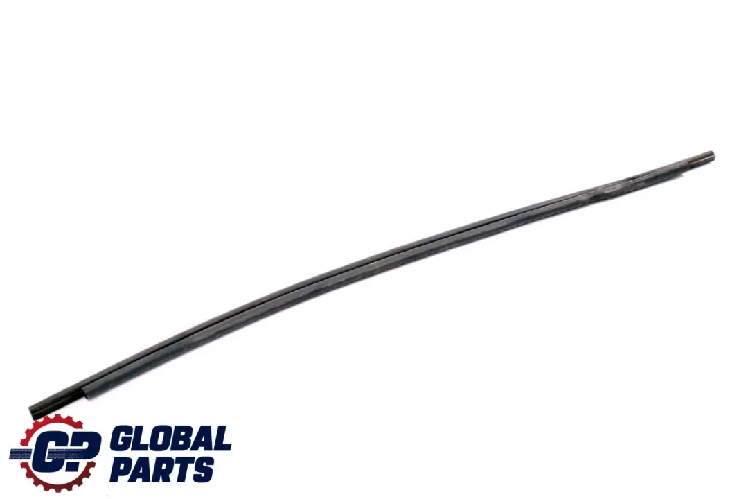 Lateral Engine Hood Sealing Bonnet to BMW 5 Series E39 with Part number 8184153 BMW 5 Series E39 Lateral Engine Hood Sealing Bonnet - SKU 8184153 - Part number 8184153