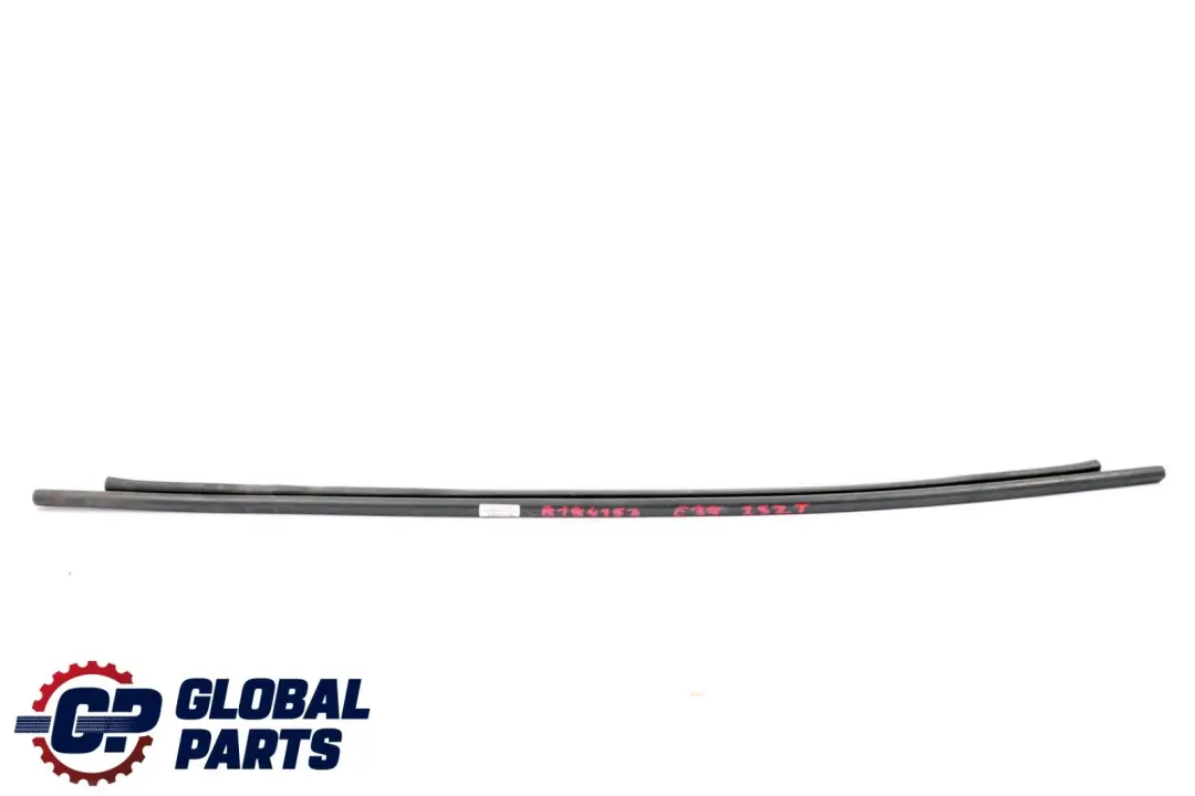 Lateral Engine Hood Sealing Bonnet to BMW 5 Series E39 with Part number 8184153 BMW 5 Series E39 Lateral Engine Hood Sealing Bonnet - SKU 8184153 - Part number 8184153