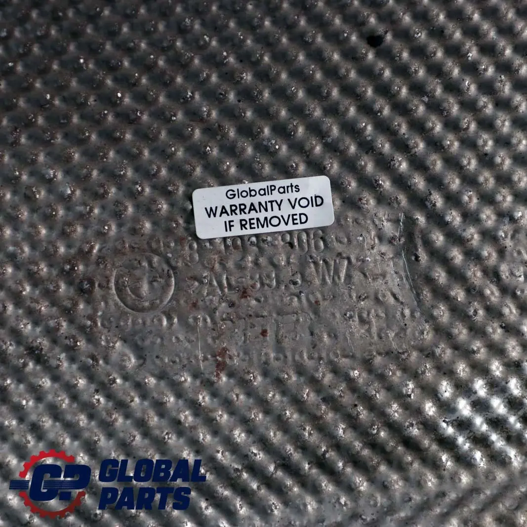 Izolacja cieplna prawy przód do BMW E46 o numerze 8193806 BMW E46 Izolacja cieplna prawy przód - SKU 8193806 - Numer Części 8193806