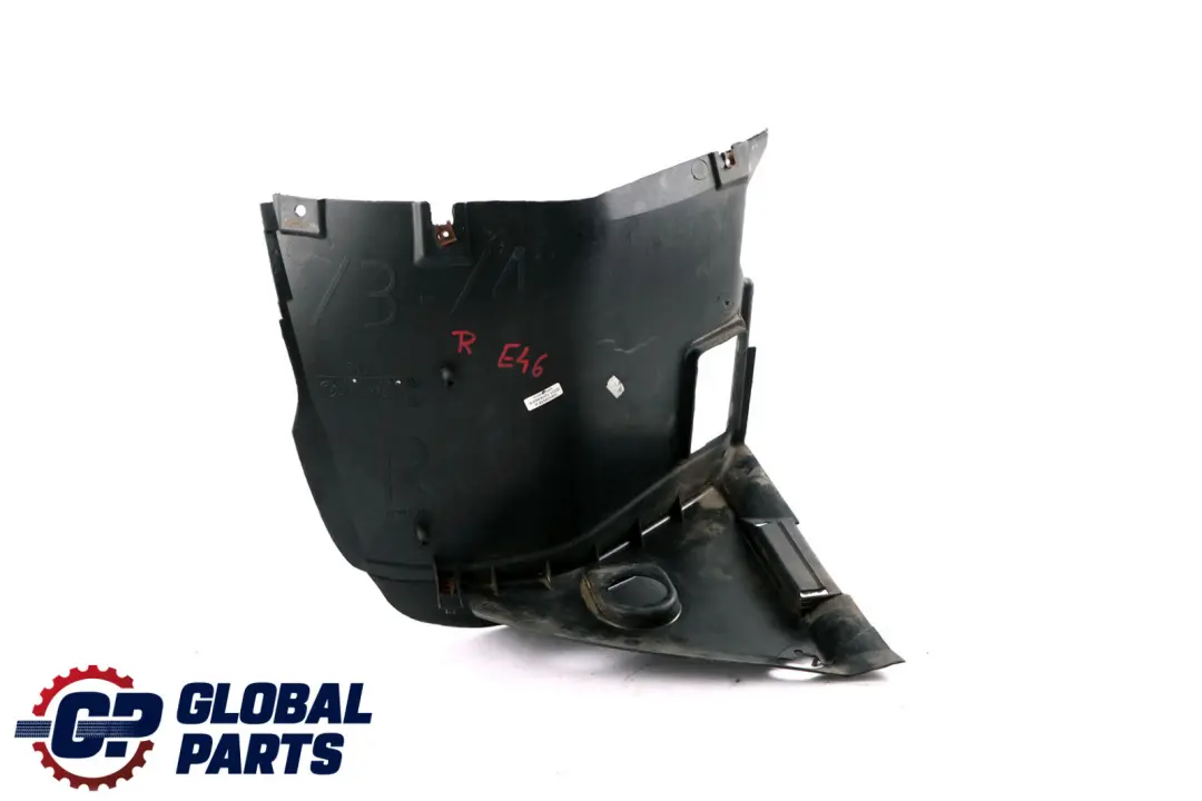 BMW E46 Saloon Touring Enveloppe passage roue Isolation carter Droite - SKU 8193812 - Numéro de pièce 8193812