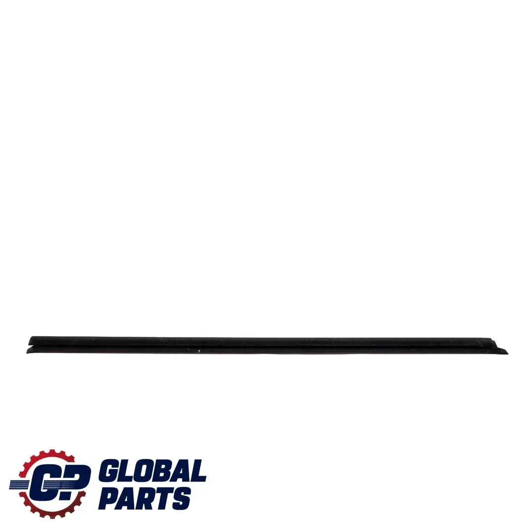Puerta Delantera Derecha Interior Ventana Canal Tapa para BMW E46 con número de pieza 8194702 BMW E46 Puerta Delantera Derecha Interior Ventana Canal Tapa - SKU 8194702 - Número de pieza 8194702