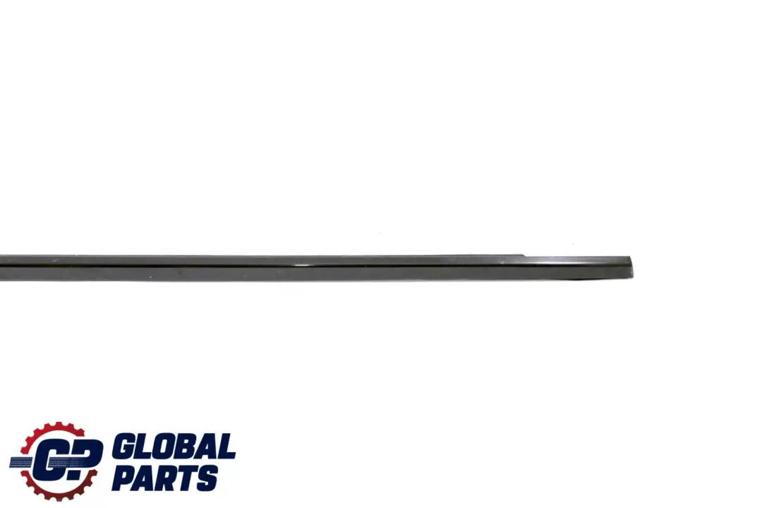 Coprire Canale Interno Finestra Posteriore Destra per BMW E46 Berlina con numero di parte 8194704 BMW E46 Berlina Coprire Canale Interno Finestra Posteriore Destra - SKU 8194704 - Numero di parte 8194704