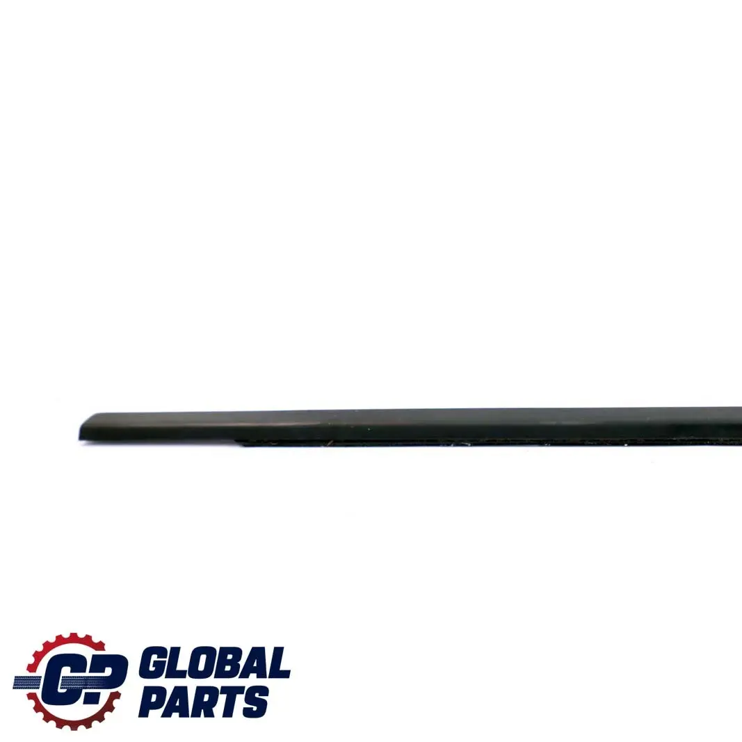 Front Left Door Outer Weatherstrip Window N/S to BMW 3 Series E46 Saloon with Part number 8194707 BMW 3 Series E46 Saloon Front Left Door Outer Weatherstrip Window N/S - SKU 8194707 - Part number 8194707