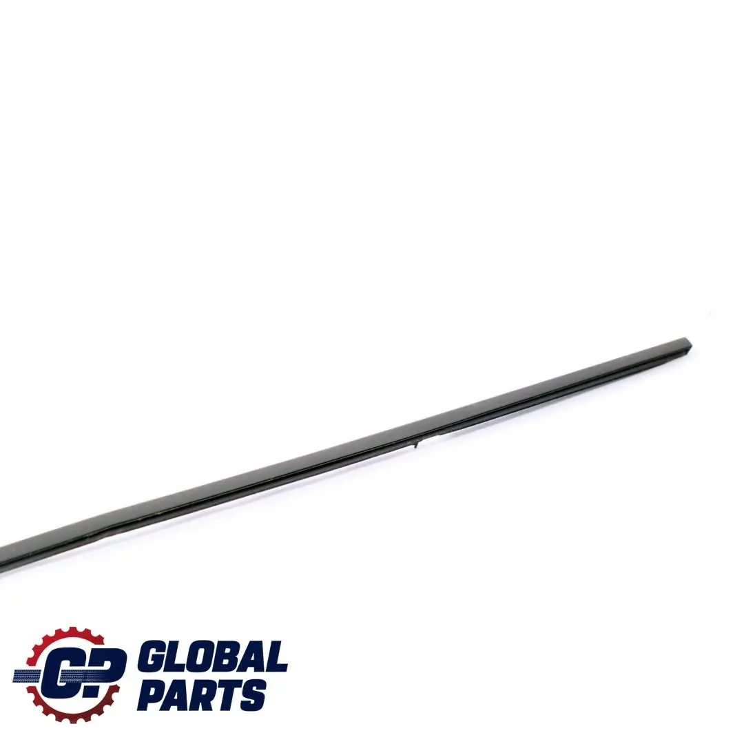 Left Door Outer Weatherstrip Window N/S to BMW E46 Saloon Rear with Part number 8194709 BMW E46 Saloon Rear Left Door Outer Weatherstrip Window N/S - SKU 8194709 - Part number 8194709