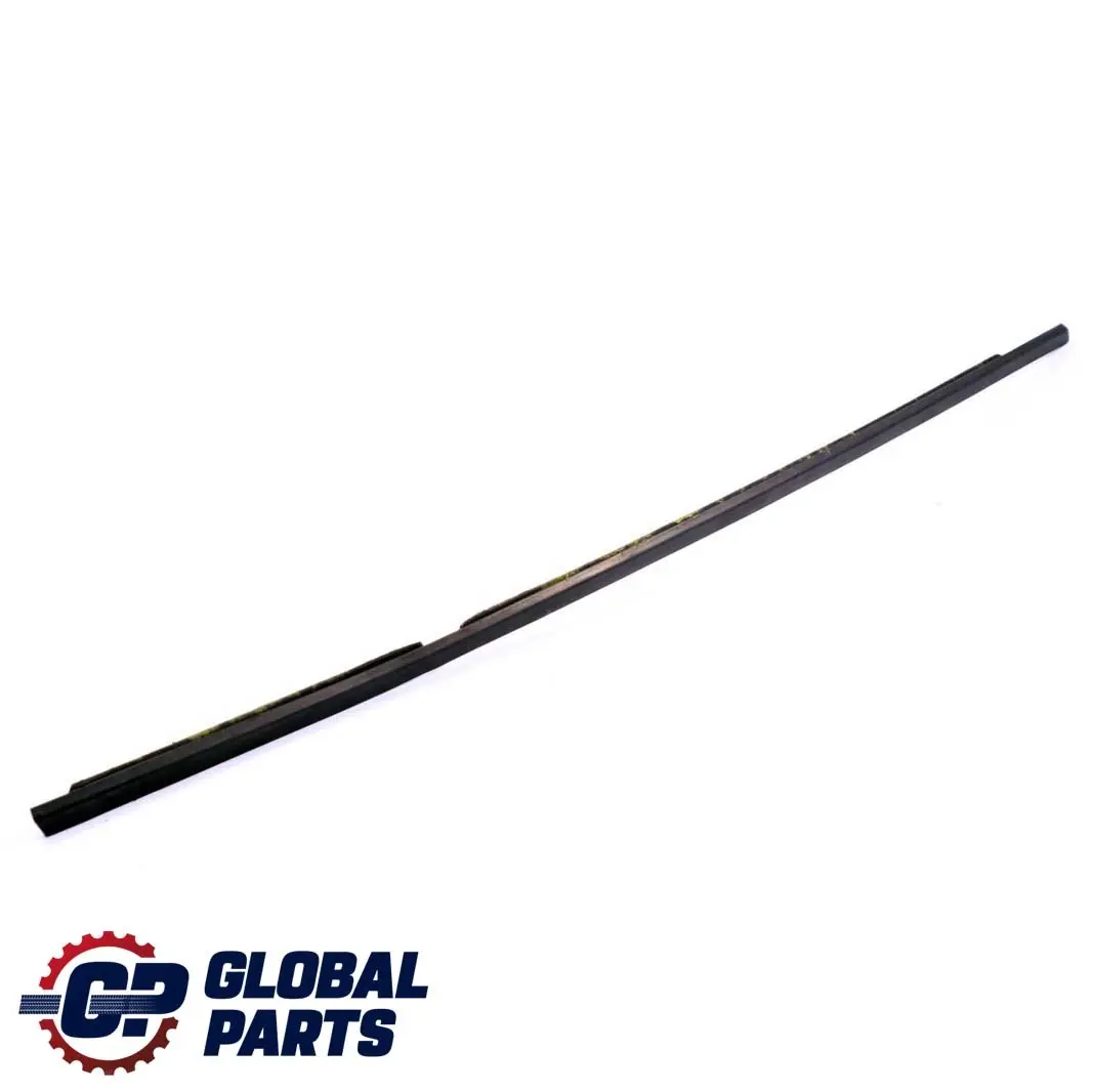 BMW E46 Berlina Puerta Trasera Derecha Burlete Exterior Ventana - SKU 8194710 - Número de pieza 8194710