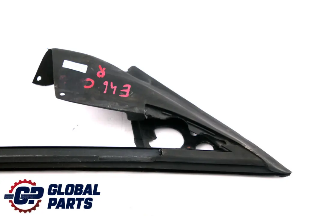 Coupé Guida finestrino destro Guarnizione porta anteriore per BMW E46 con numero di parte 8194736 BMW E46 Coupé Guida finestrino destro Guarnizione porta anteriore - SKU 8194736 - Numero di parte 8194736
