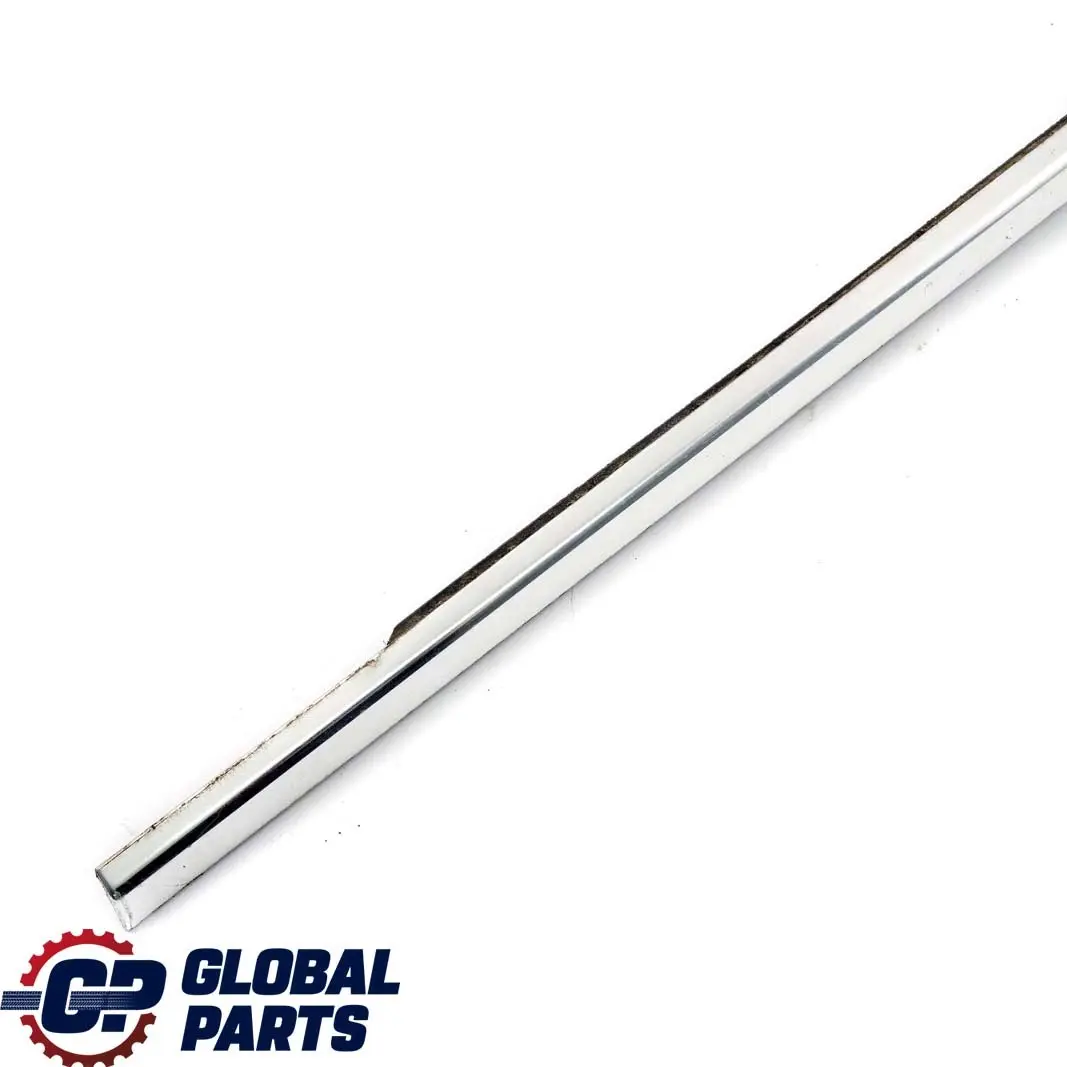 Arrière Gauche Joint d'Etanchéité Extérieur Chromé pour BMW E46 Porte à propos du numéro de pièce 8194759 BMW E46 Porte Arrière Gauche Joint d'Etanchéité Extérieur Chromé - SKU 8194759 - Numéro de pièce 8194759