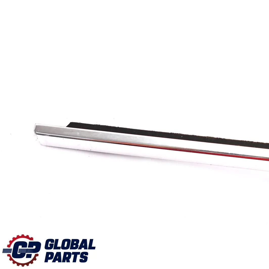 Right O/S Door Outer Weatherstrip Chrome to BMW 3 Series E46 Saloon Rear with Part number 8194760 BMW 3 Series E46 Saloon Rear Right O/S Door Outer Weatherstrip Chrome - SKU 8194760 - Part number 8194760