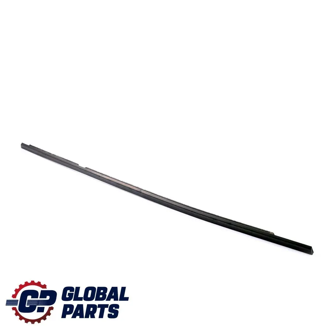 BMW E46 Touring Puerta Trasera Derecha Burlete Exterior Negro - SKU 8194772 - Número de pieza 8194772