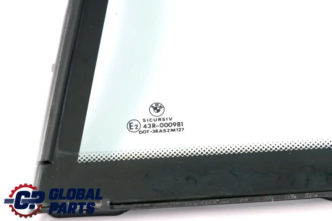 Vetro Fisso Laterale Porta Verde Posteriore Sinistra per BMW E46 Berlina con numero di parte 8196029 BMW E46 Berlina Vetro Fisso Laterale Porta Verde Posteriore Sinistra - SKU 8196029 - Numero di parte 8196029