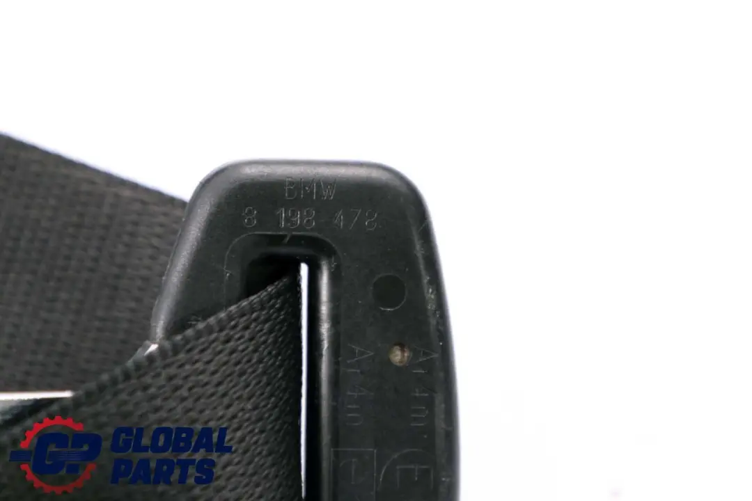 Middle Centre Seat Belt Black to BMW E39 Rear with Part number 8198478 BMW E39 Rear Middle Centre Seat Belt Black - SKU 8198478 - Part number 8198478