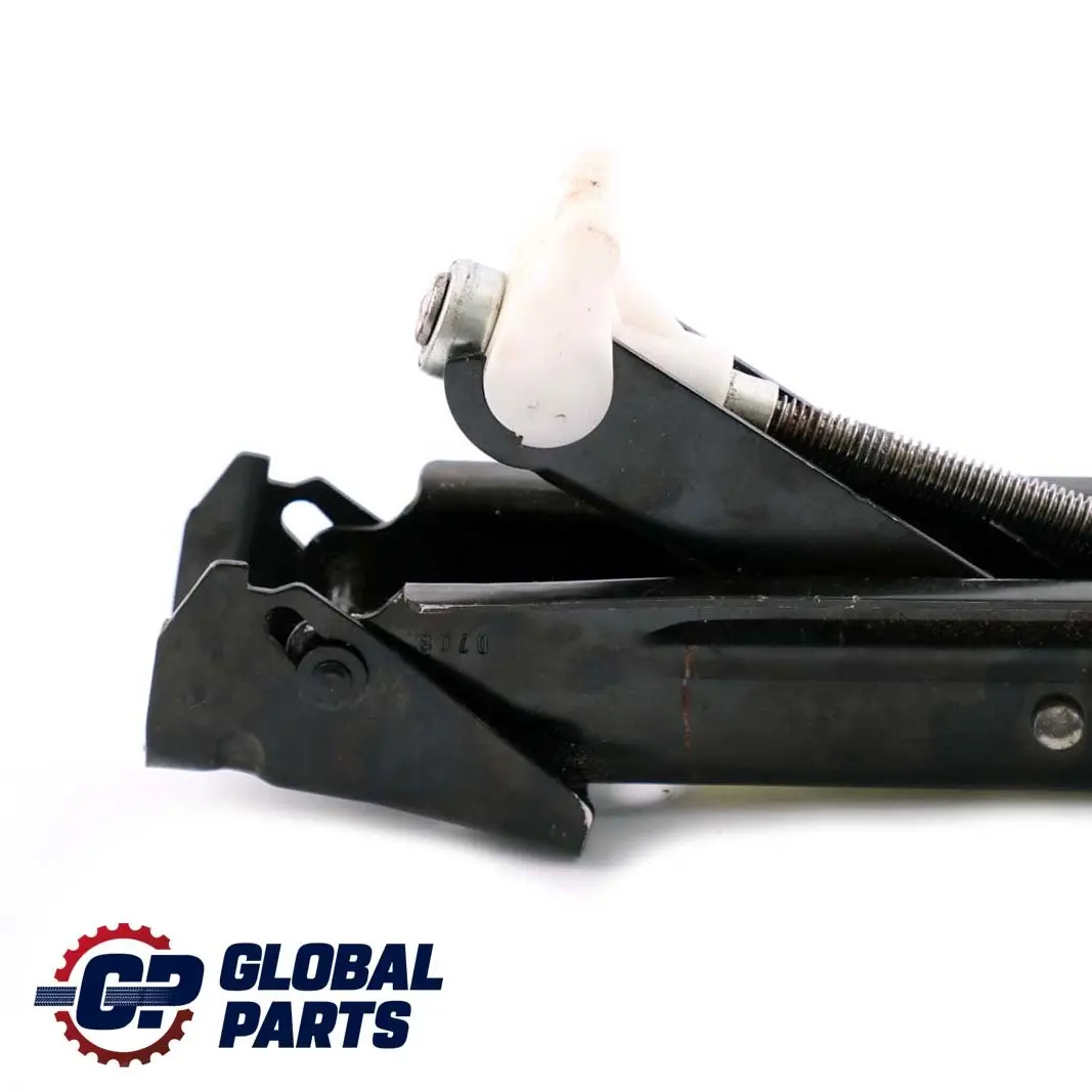 Lifting Jack Tool 8200 682 541 to Renault Clio 3 Car with Part number 8200682541 Renault Clio 3 Car Lifting Jack Tool 8200 682 541 - SKU 8200682541 - Part number 8200682541