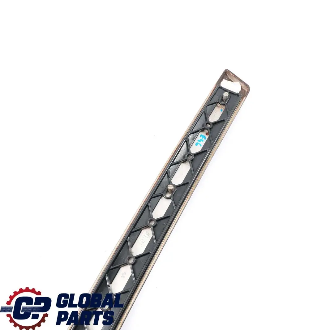 Wooden Strip Trim Cover Door Front Left N/S Wood Myrte to BMW 3 E46 with Part number 8200725 BMW 3 E46 Wooden Strip Trim Cover Door Front Left N/S Wood Myrte - SKU 8200725 - Part number 8200725