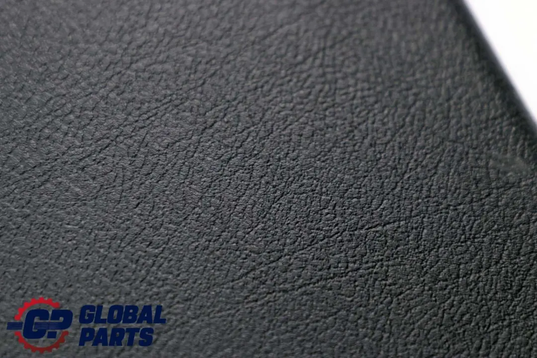 Verkleidung Säule Mitte Unten Rechts Schwarz für BMW 5 er E39 mit Teilenummer 8172422 BMW 5 er E39 Verkleidung Säule Mitte Unten Rechts Schwarz - SKU 8202612 - Teilenummer 8172422