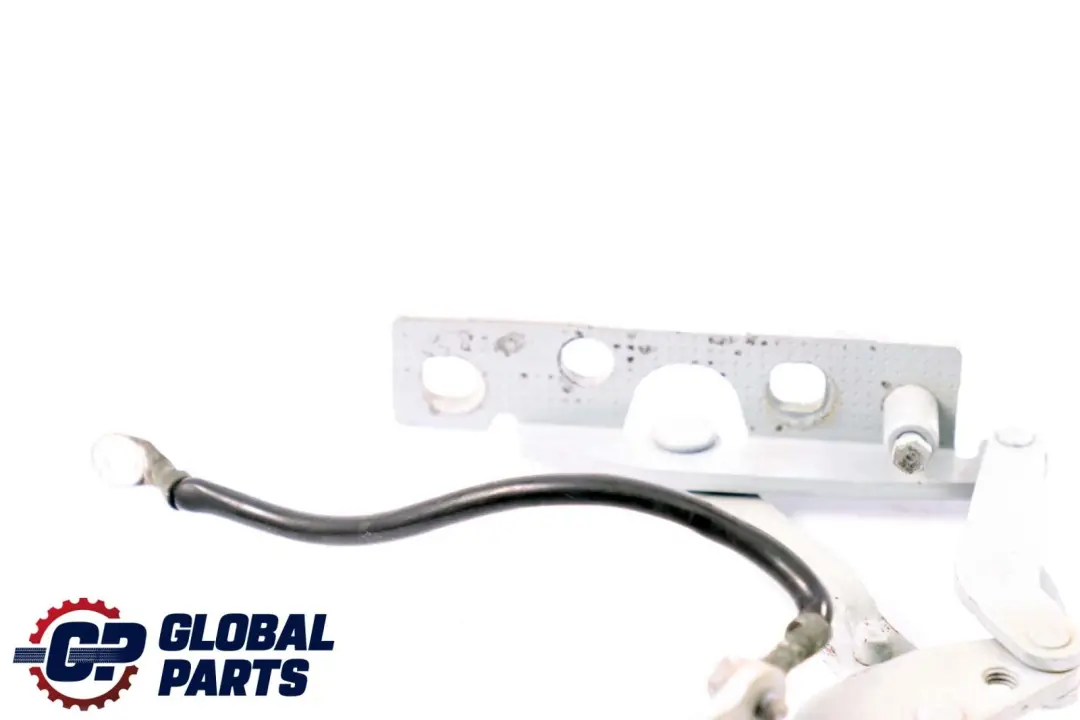 BMW 5 Series E39 Right O/S Engine Hood Hinge Bonnet Arktis Silber Arctic Silver - SKU 8203276-AS - Part number 8203276