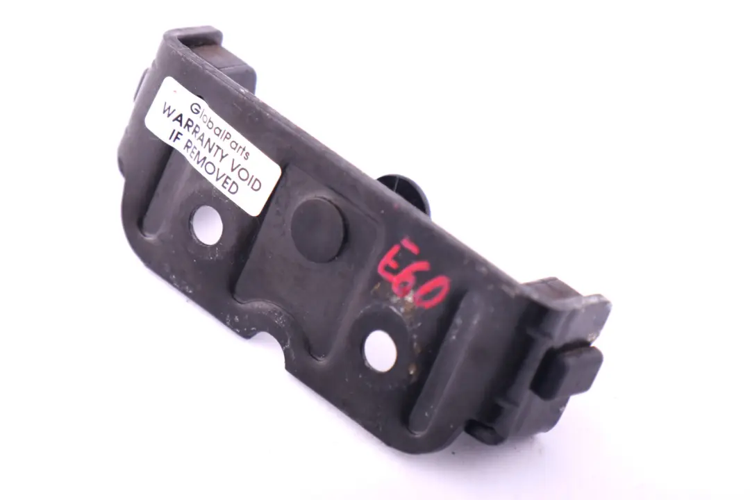 BMW 3 5 6 Z4 Series E46 E60 E63 E64 E85 E86 Trunk Tailgate Catch Bracket - SKU 8203771 - Número de pieza 7840618