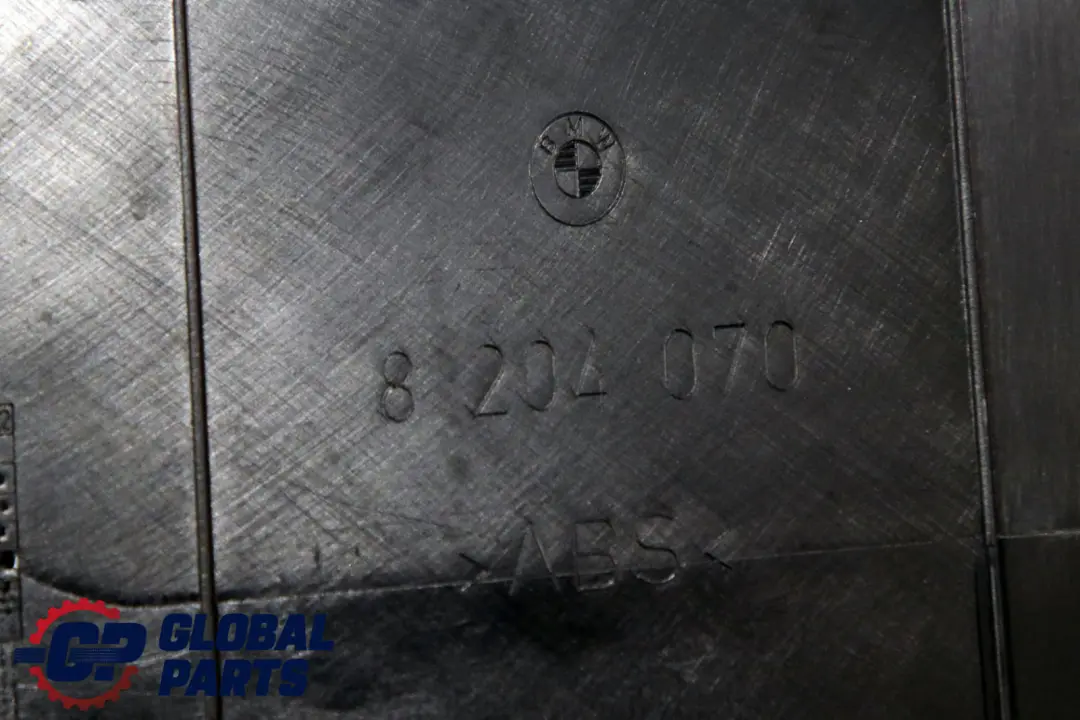 BMW E46 Cabrio Osłona Pokrywa Krawędzi Bagażnika - SKU 8204070 - Numer Części 8204070