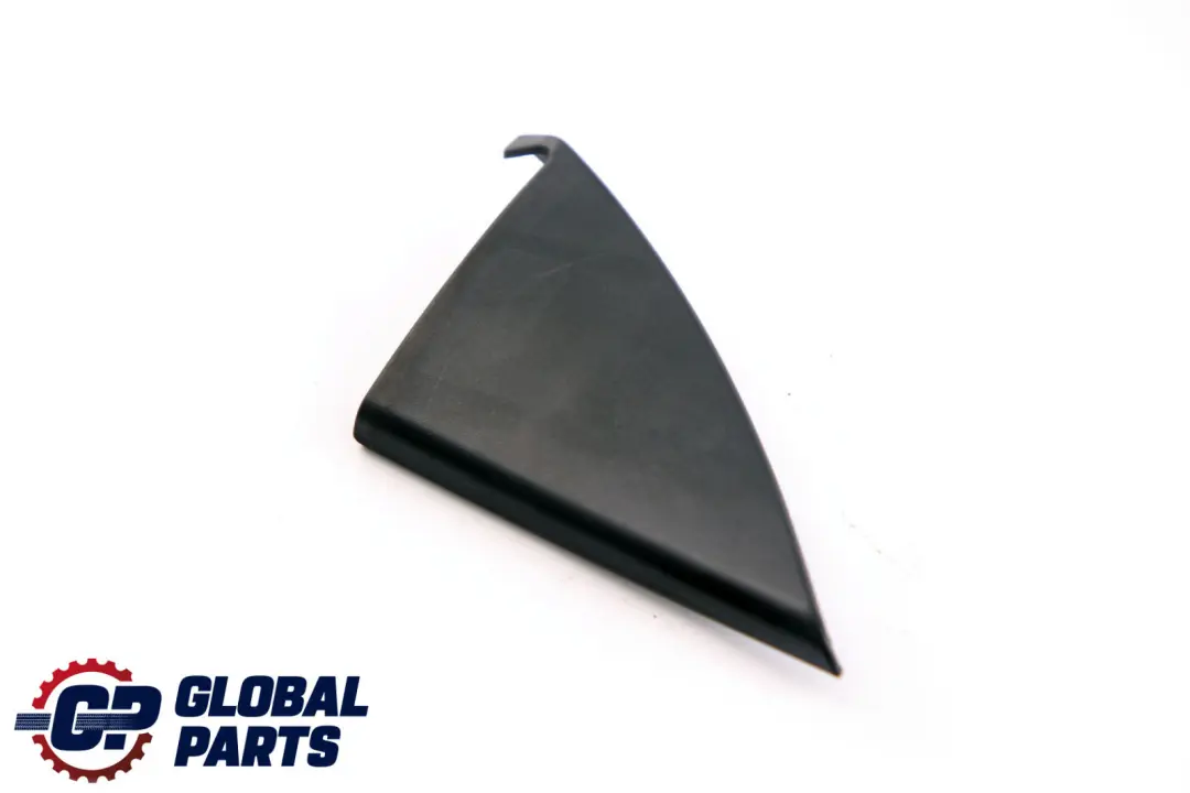Junta Cubierta Interior Espejo Ala Triángulo Derecho para BMW E46 con número de pieza 8204176 BMW E46 Junta Cubierta Interior Espejo Ala Triángulo Derecho - SKU 8204176 - Número de pieza 8204176