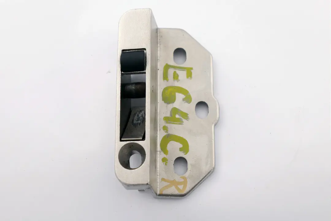 BMW E64 Piastra Base Montaggio Superiore Pieghevole Destra - SKU 8204286 - Numero di parte 8204286