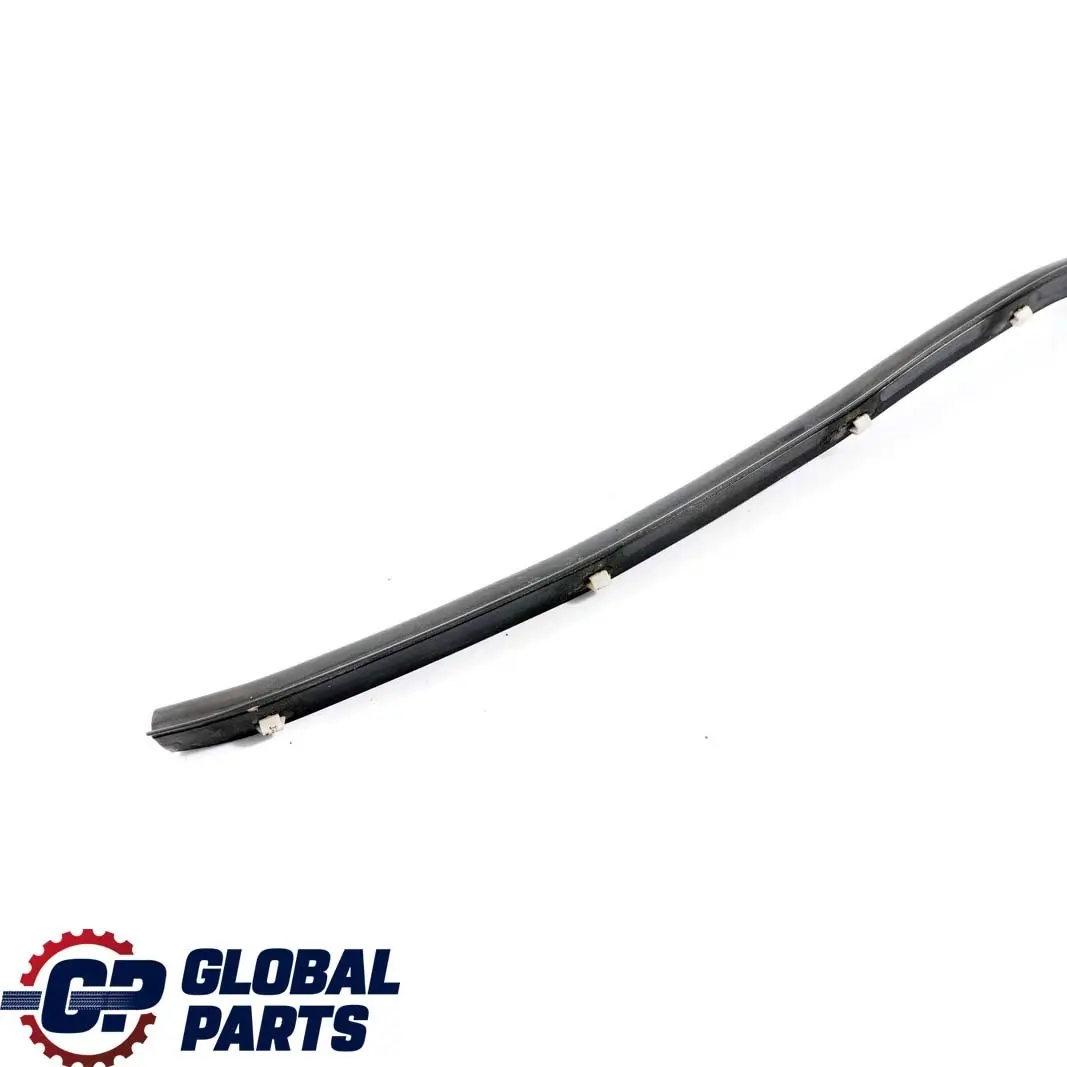 BMW 3 er E36 Abdichtung Frontklappe Vorne - SKU 8207821 - Teilenummer 8207821