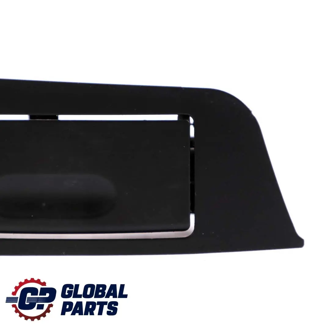 BMW E60 E61 Hinten links Seite Tür Aschenbecherabdeckung Schwarz - SKU 8208233 - Teilenummer 8208233