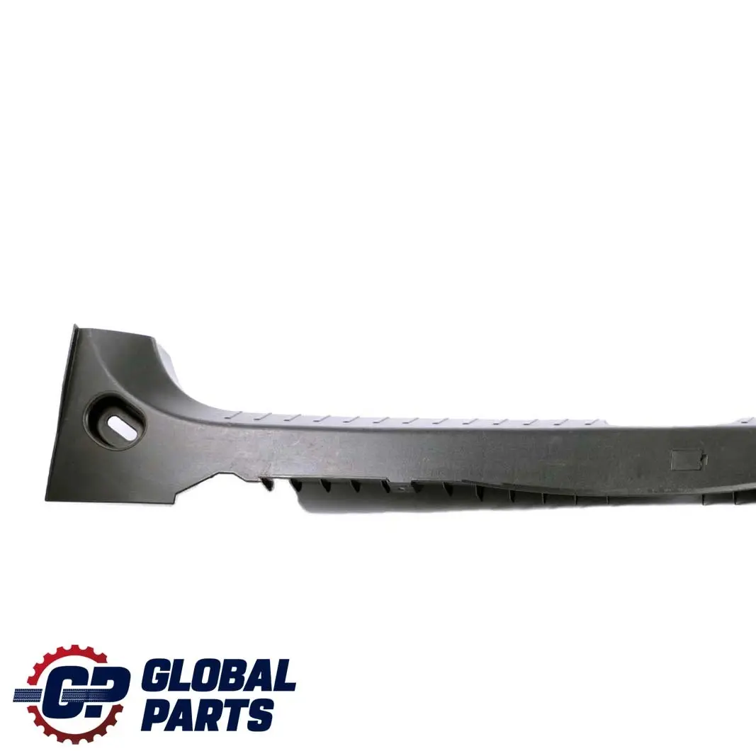 Apertura Bordo Carico Nero per BMW E46 Touring con numero di parte 8208379 BMW E46 Touring Apertura Bordo Carico Nero - SKU 8208379 - Numero di parte 8208379