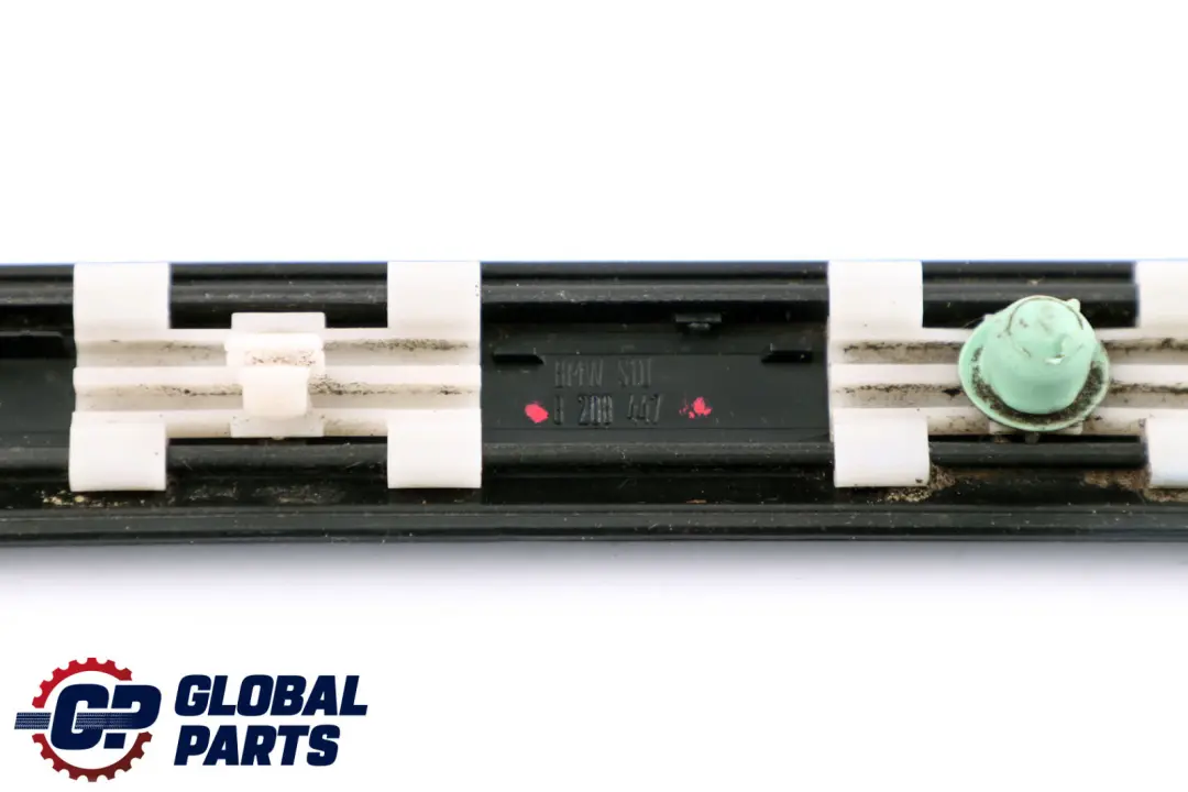 BMW E46 Listello Para Urti Pannello Laterale Frontale SX Nero - SKU 8208447 - Numero di parte 8208447