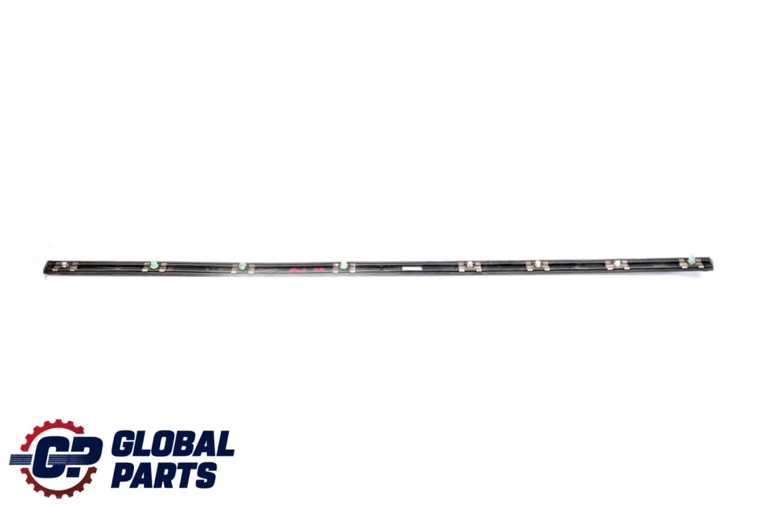 BMW E46 Puerta Delantera Derecha Moldura Moldura Tira Negro - SKU 8208450 - Número de pieza 8208450