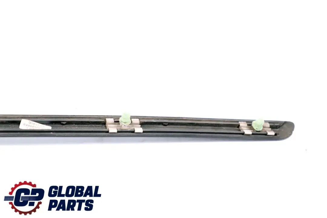 BMW E46 Puerta Trasera Derecha Moldura Moldura Tira Negro 82084502 - SKU 8208452 - Número de pieza 8208452