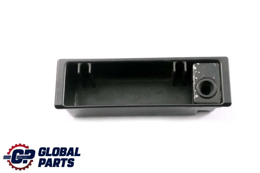  Insert Cendrier Allume Cigare BMW E46 E63 E64 Centrale Avant Cendrier - SKU 8208722 - Numéro de pièce 8208722