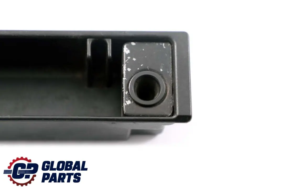  Insert Cendrier Allume Cigare BMW E46 E63 E64 Centrale Avant Cendrier - SKU 8208722 - Numéro de pièce 8208722