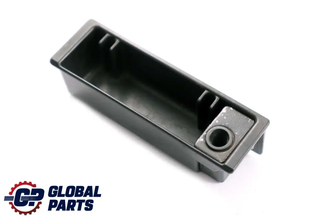  Insert Cendrier Allume Cigare BMW E46 E63 E64 Centrale Avant Cendrier - SKU 8208722 - Numéro de pièce 8208722