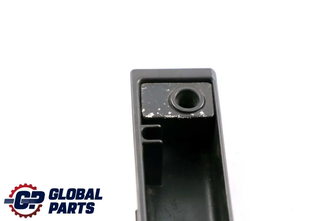  Insert Cendrier Allume Cigare BMW E46 E63 E64 Centrale Avant Cendrier - SKU 8208722 - Numéro de pièce 8208722